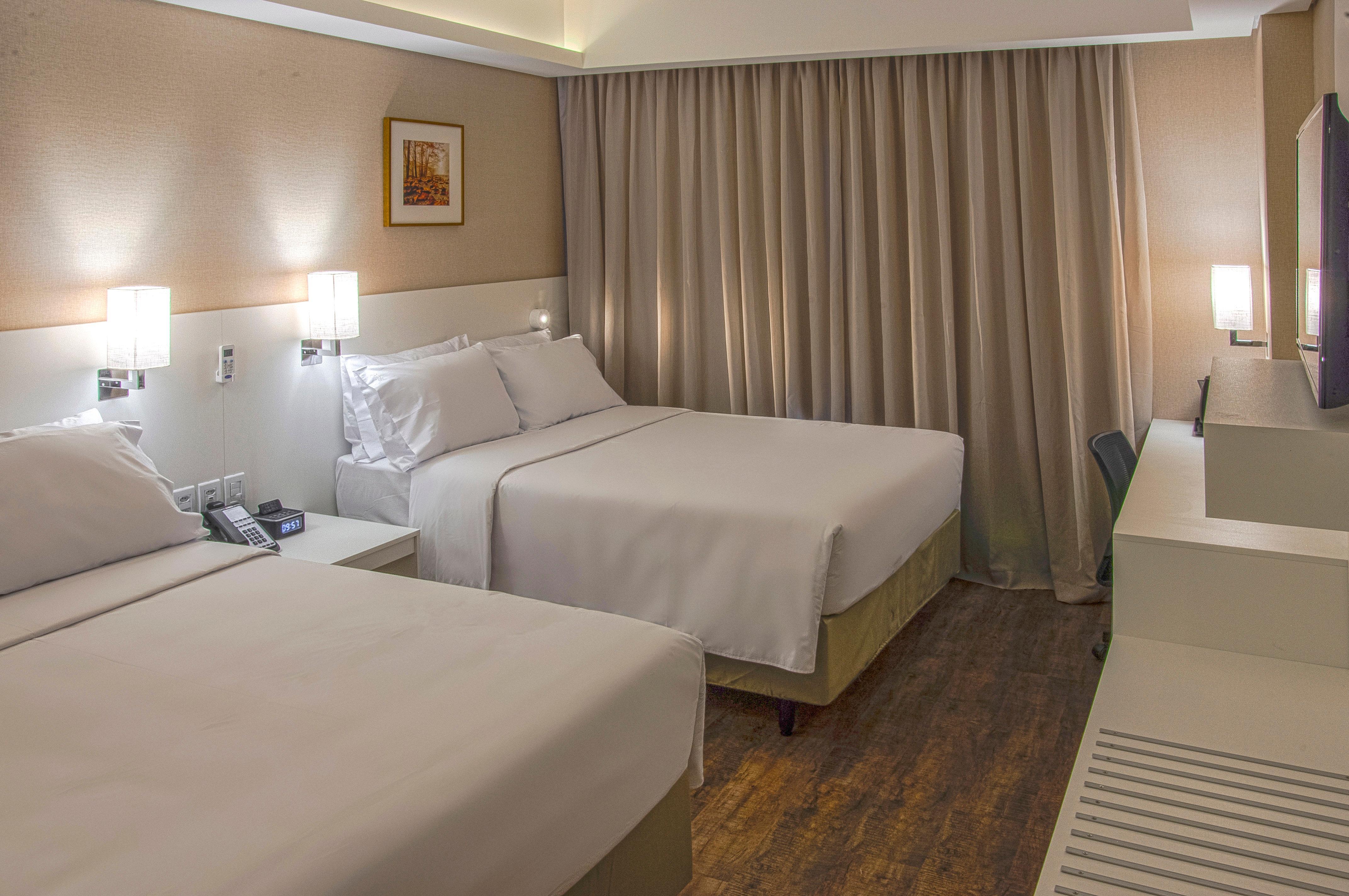 Holiday Inn Express - Farroupilha, Um Hotel Ihg Εξωτερικό φωτογραφία